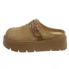 Chinelos mule femininos da moda com sola alta, grossos, novos para outono, chinelos de meia versáteis, estilo retrô, com tira de couro, bico fechado, com fivela