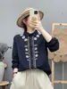Venta directa de fábrica, nuevo modelo otoño 2026, elaborada camisa de gasa de doble capa bordada estilo chino, cárdigan de manga larga para mujer