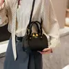 Bolso de mujer de alta gama 2026 nuevo modelo versátil bolso tipo concha estampado, elegante y con estilo, colores contrastantes, bolso de hombro y cruzado vintage