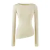 Conjunto de Top T-shirt Assimétrico de Manga Longa com Gola Canoa Estilo Desejo Puro Garota Apimentada + Saia Midi Irregular Justa ao Corpo para Mulheres