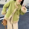 Abrigo de Piel de Oveja Verde para Mujer, Nuevo Estilo Corto Invierno 2026, Cálido y Grueso, Chaqueta Petite