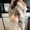 Bolsa Pequena com Bordado de Borboleta Estilo Nacional para Mulheres 2026 Nova Moda Bolsa Saco de Cordão Bolsa Transversal com Corrente de Primavera