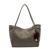 Bolso de gamuza para mujer 2026 nuevo de moda otoño de alta gama vintage para el trabajo bolso tote de gran capacidad bolso de hombro