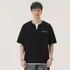 Blusa top T-shirt com design falso de duas peças e decote V, estilo americano, fio duplo, toque suave, 240g, top casual de manga curta, modelo 98