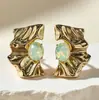 Pendientes grandes irregulares de moda exagerada estilo europeo y americano para mujer, de nicho y elegantes, con un toque de lujo ligero y de alta gama