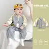 Macacão de Bebê Outono Novo Estilo Moda para Menino Fato Dividido Elegante de Três Peças Roupas de Menino Roupas Casuais para Passeio Primavera e Outono Tendência