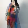 Bufanda de Cuadros Transfronteriza Nueva Estilo Europeo y Americano Bloque de Color para Mujer Bufanda de Punto Suave Cera Cálida Otoño e Invierno Nórdico Cuadros de Color Contrastante