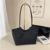 Bolsas Retro para Viajes Transfronterizos para Mujer 2026 Otoño Nuevo Estilo Moda Bolso de Hombro Individual Tejido Bolso Tote de Mano de Gran Capacidad