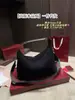 Comercio exterior transfronterizo al por mayor bolsos de mujer 2025 otoño e invierno nueva moda bolso cuadrado pequeño bolso de hombro bandolera de gamuza retro