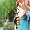 Colgante de Bolso con Cáscara de Fruta Natural Decoración de Campana Colgante Sonajero Accesorios de Bolso Hechos a Mano Regalo Regalo de Cumpleaños Colgante para Coche
