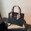 Bolso de color liso para mujer, bolso de boda de alta gama con textura 2025, bolso de mano de gran capacidad, bolso cruzado de hombro para novia.
