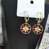 Pendientes elegantes y sencillos de estilo japonés y coreano con forma de estrella de ocho hombres, elegantes pendientes de nicho para mujer, pendientes de alfiler de plata s925 de celebridades de Internet.