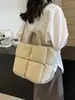 Bolso de mano sencillo de plumón acolchado de algodón para mujer, color sólido, relleno de algodón, bolso tote Space Bag, suave a cuadros, portátil, bolso de hombro