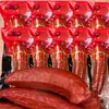 Salchicha Roja Estilo Noreste Lista para Comer Estilo Harbin Vieja Escuela Artesanía Tradicional Carne Ahumada de Madera Frutal Salchicha Cocida