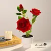 Mini Bonsai de Lótus de Três Cabeças Personalizado Decoração de Interior para Casa Flor Artificial Planta Flor de Seda Flor Artificial Falsa Planta em Vaso Pequeno