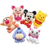 Crocs Flor DIY Dibujos Animados Cuerpo Completo Winnie the Pig Parche Taza de Agua Pegamento en Crema Funda para Teléfono Móvil Colgante Accesorios de Resina