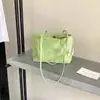 Bolsa Tote Retrô Outono/Inverno 2026, Camurça, Cor Sólida, Design Simples, Adequada para o Trabalho e Deslocamento, Pequena Bolsa de Ombro Versátil Estilo Coreano para Mulheres