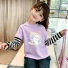 Camiseta de manga larga de algodón puro para niña 2026 primavera y otoño nueva con estampado de dibujos animados lindos cuello redondo patchwork a rayas top