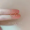 Pendientes Exquisitos y Sencillos de Corona de Flores de Circonita para Mujer, Estilo Pequeño y Dulce, Nuevos Pendientes de Clip de Moda 2026 para Orejas No Perforadas