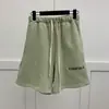 Esenciales de Niebla Calle Principal Americana Pantalones de Cinco Puntos con Cordón Juvenil Moderno Shorts de Felpa Modernos para Hombre
