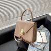2023 nova moda bolsa de mão simples bolsa de ombro moda nicho casual para o dia a dia bolsa mensageiro pequena quadrada