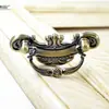Fabricante Manija de cajón para muebles de estilo europeo manija antigua para zapatero aleación de zinc antigua roja manija de doble agujero manija antigua roja verde