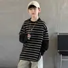 Moletom infantil para primavera e outono 2026 novo modelo camiseta de outono de manga longa para meninos mais velhos, camiseta da moda com estampa de duas peças falsas para outono
