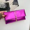 Bolso cuadrado pequeño de moda para mujer estilo coreano, moderno y minimalista con colgante de borla, clutch tipo sobre, bolso de noche chic y simple