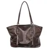 2026 Nova Bolsa Tote Grande Capacidade Estilo Europeu e Americano Bolsa de Ombro Único de Couro Cera de Abelha Feminina Bolsa de Axila com Textura de Luxo Leve