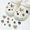 2026 Moda Nuevo Versátil Zueco de Oso con Cuentas Accesorios para Zapatos DIY Dijes Desmontables para Zapatos Hebillas de Zapatos de Alta Gama
