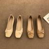 Zapatos sencillos para mujer, estilo francés de noche, 2024, suaves y suaves, con tacón grueso y poco profundo de cuero suave.