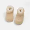 Botas de Algodão para Meninas 2026 Inverno Novos Sapatos Infantis Botas Quentes de Pelo Aveludado Espessado Sapatos Grandes de Algodão para Bebê Botas Curtas