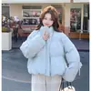 Chaqueta acolchada azul con cuello alto para mujer, estilo corto de invierno, diseño nuevo, adecuada para figuras petite, abrigo grueso