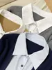 Ropa de Mujer Shenzhen Nanyou: Suéter de Punto Trenzado Falso Dos Piezas con Cuello de Camisa para Mujer, Estilo Universitario de Principios de Otoño, Largo Corto, Top de Manga Larga con Retazos
