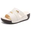 Novedad Primavera/Verano 2026 Estilo Extranjero Celebridad de Internet Chanclas de Una Tira para Mujer, Sandalias de Playa Versátiles de Suela Gruesa, Transfronterizo