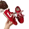 Ante de Vaca~Cuero Genuino Rojo Retro Aumentador de Altura Zapatos de Entrenamiento Alemanes para Mujer Suela Gruesa Tenis Casuales Primavera 2026
