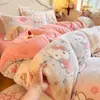 Juego de cuatro piezas de terciopelo de copo de nieve de invierno, sábana de terciopelo de leche, funda de edredón de vellón de coral de doble cara, juego de ropa de cama de tres piezas para dormitorio de estudiante