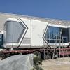 Acomodação Cápsula Espacial Móvel Moderna e Digna de Foto com uma Experiência Tecnológica, Terraço Amplo e Teto Céu Estrelado
