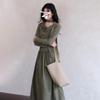 Vestido Elegante Verde de Manga Longa com Gola Drapeada Estilo Coreano de Outono com um Toque Estiloso para Mulheres Baixas, Adequado para o Trabalho, Vestido Longo Evasê