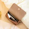 2022 verão nova moda em relevo bolsa quadrada pequena feminina estilo coreano bolsa feminina bolsa de ombro mensageiro corrente bolsa pequena porta-celular