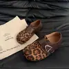 Colección Otoño 2026: Zapatos de estilo retro, de corte bajo, planos, con separación de dedos para mujer, con hebilla de cinturón y cierre de velcro, cómodos y versátiles