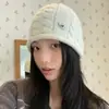 Estilo Coreano Nuevo Otoño Invierno Sencillo Color Sólido Tejido de Punto Trenzado Gorro para Mujer Cálido Casual Versátil Moda Delgaza el Rostro Gorro de Lana