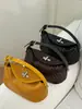 Bolso Trenzado Hecho a Mano Retro 2026 Nuevo Estilo Versátil de Nicho Vintage para Mujer Bolso de Hombro Tipo Canasta