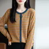 Transfronteiriço Outono 2026 Novo Estilo Coreano Feminino Malharia Gola V Gola Redonda Cardigã Lã Suéter Listrado Casaco Fino