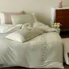Conjunto de 4 Peças Sateen de Algodão Puro Xinjiang de Fibra Longa Espesso com Flores Bordadas Lençol de Cima Lençol com Elástico Capa de Edredom