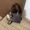 Bolso de Mujer 2026 Nuevo de Alto Valor Moderno Simple Bolso de Mano para Ir al Trabajo de Moda Bolso de Hombro Único Bolso Cruzado Pequeño Cuadrado para Damas