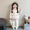 Pijama para Niña Otoño e Invierno Franela Engrosada 2026 Cálido para Niños Conjunto de Ropa para el Hogar Niña Pequeña Bebé