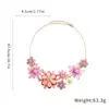 Collar colgante de flor acrílica con incrustaciones de diamantes estilo europeo y americano, cadena para la clavícula estilo corte vintage, joyería de nicho de diseño único al por mayor