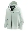 Chaqueta tres en uno con forro polar, adecuada para actividades al aire libre, uso casual y estilos unisex; se puede personalizar con logotipos impresos; ideal para el trayecto diario y los viajes al aire libre