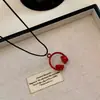Elegante e Versátil! Colar com Pingente de Fone de Ouvido para Mulheres, Corrente Longa no Pescoço Estilo Ins, Acessório de Novo Design de Nicho